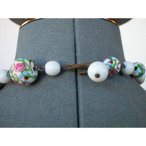 Hand-Painted Porcelain Bead Jewelry Set: Necklace 16" Bracelet Size 6 & Screwbac - Picture 3 of 5